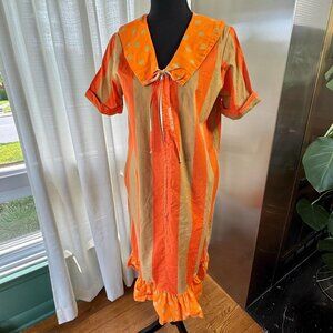 Vintage 1970s duster, orange, tan stripes & polka dots housecoat, short sleeves